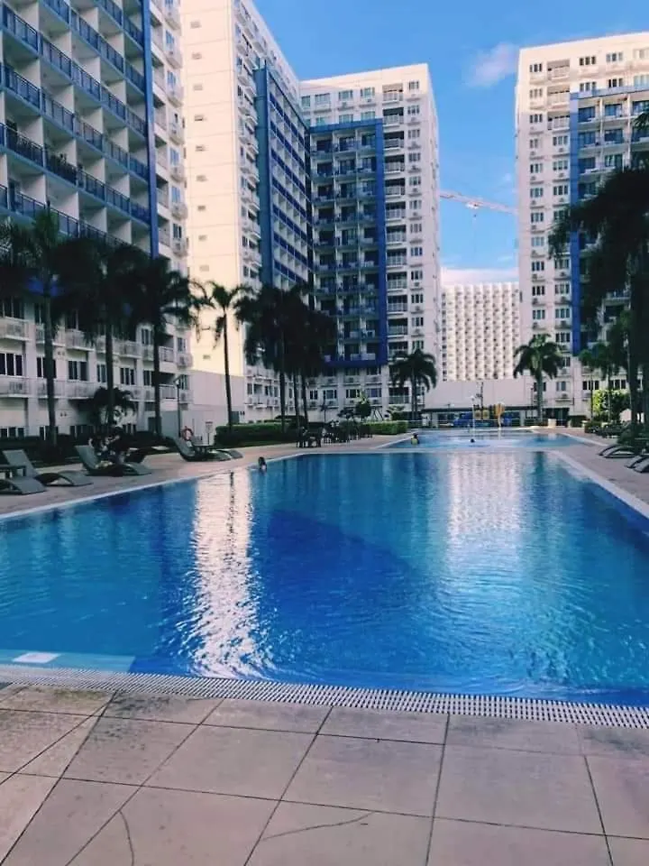 Rem Staycation Pasay Aparthotel