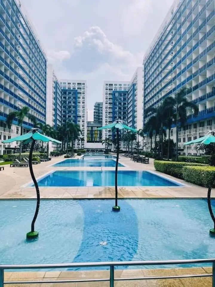 Rem Staycation Pasay 0*,